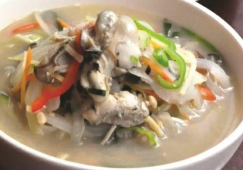 J11. Assorted Vegetable Noodle Soup